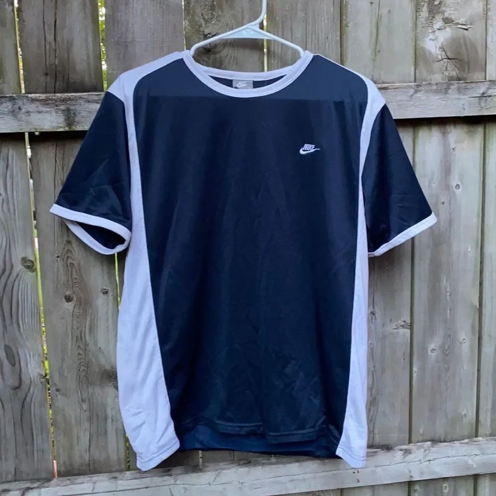 Nike Jersey Top sz. L